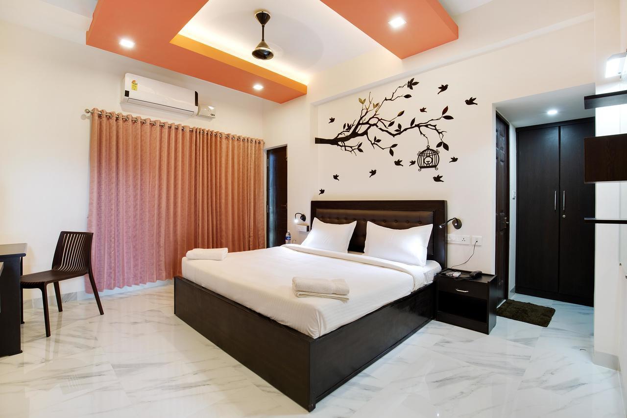 Crystal Lake Suites Coimbatore Eksteriør billede