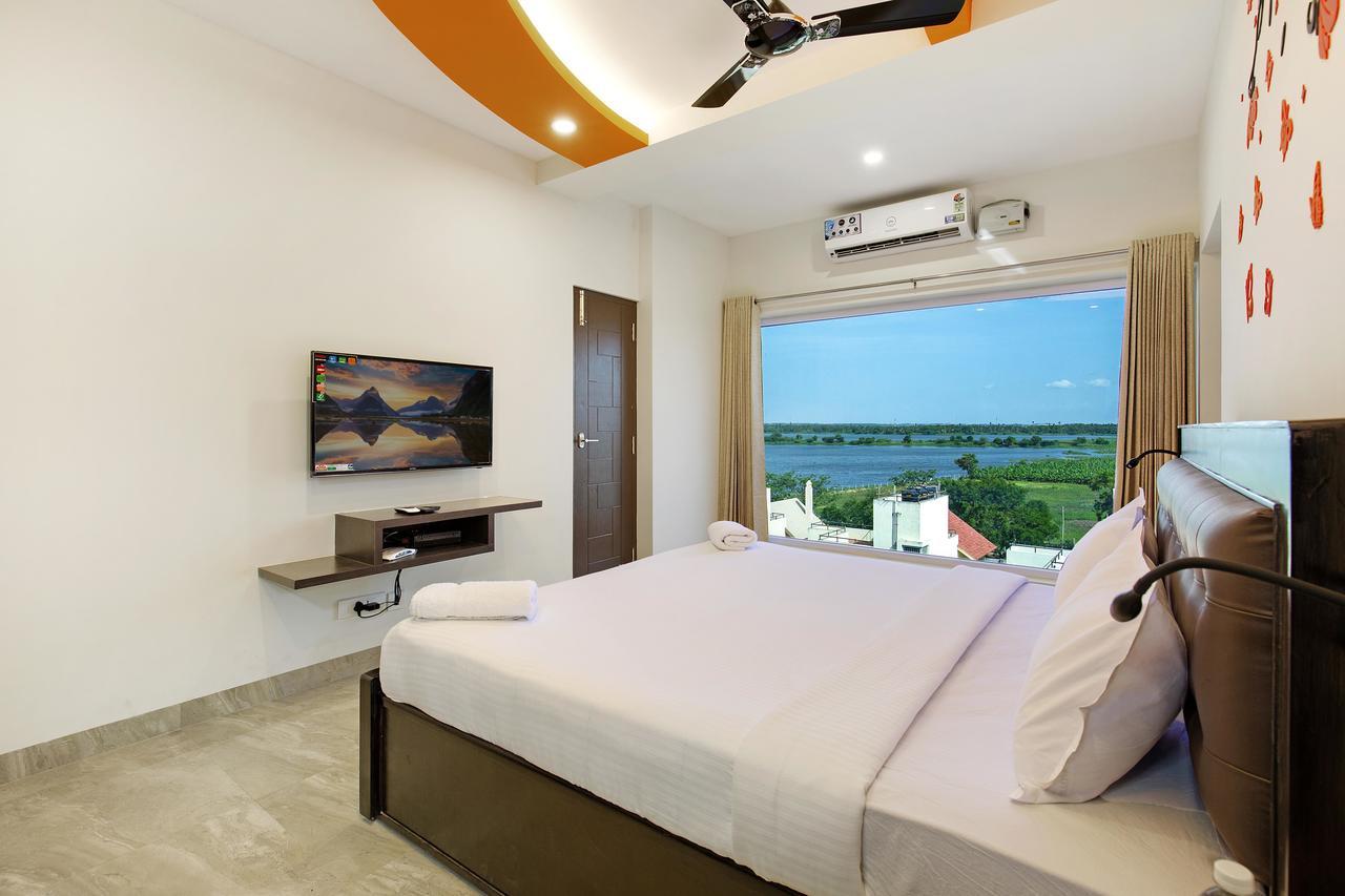 Crystal Lake Suites Coimbatore Eksteriør billede